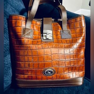 Dooney & Bourke leather bag